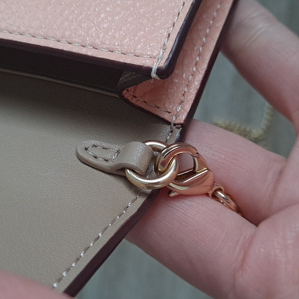 Coach pink wallet on chain - Picture 12 of 16
